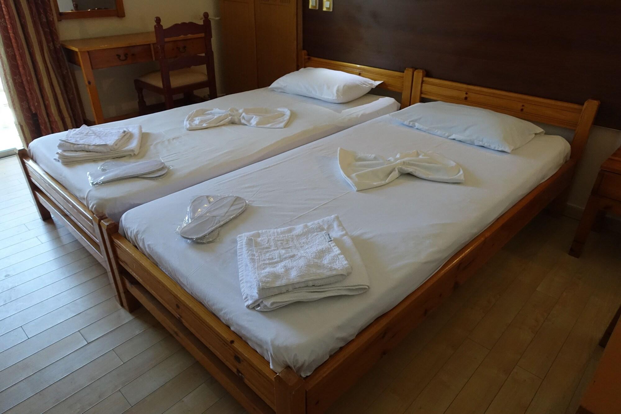 העיירה קוס Bristol Apartments מראה חיצוני תמונה